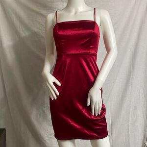 Windsor Red Short Dress Size SMALL